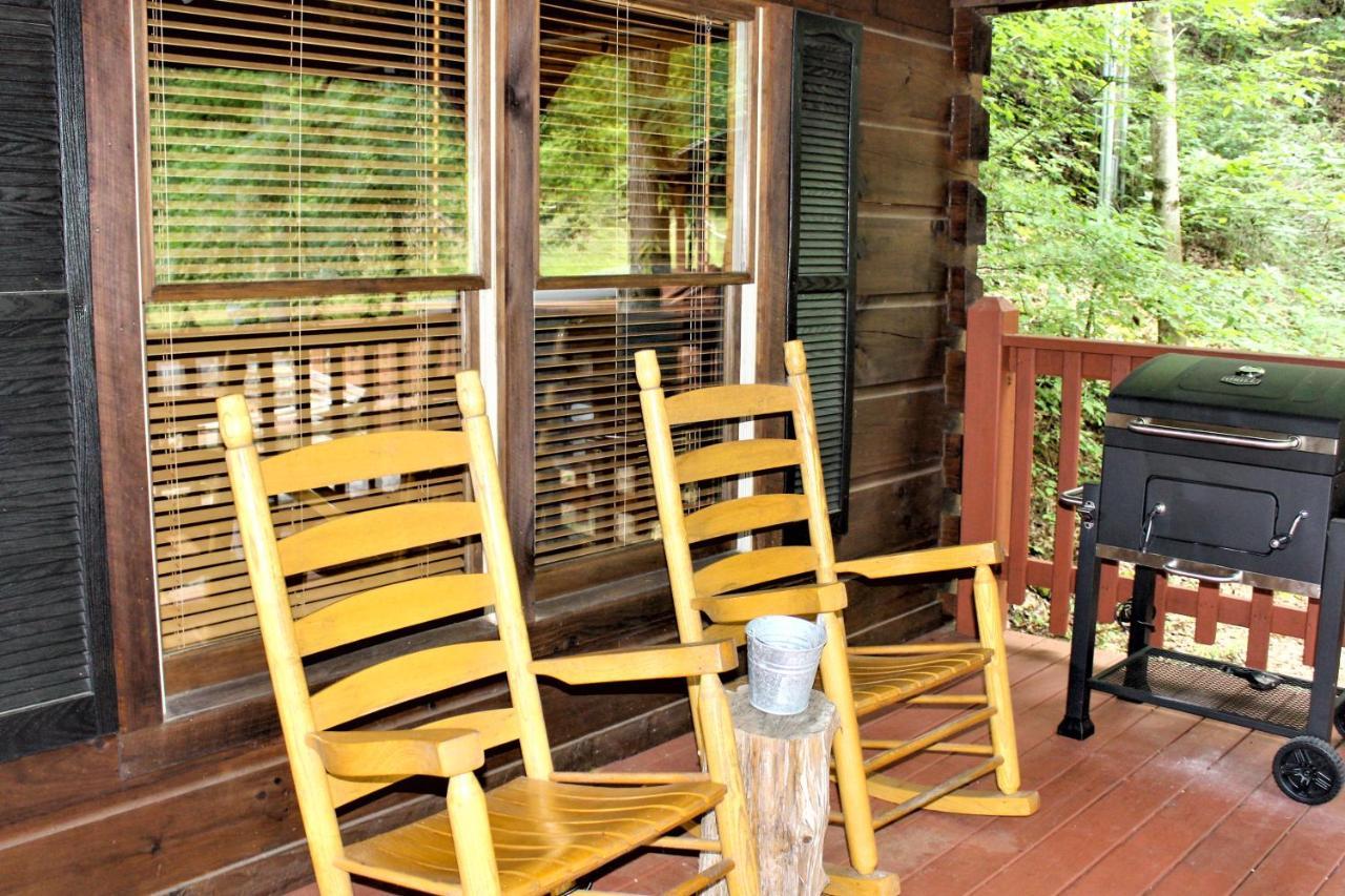 Bear Hugs Villa Pigeon Forge Dış mekan fotoğraf